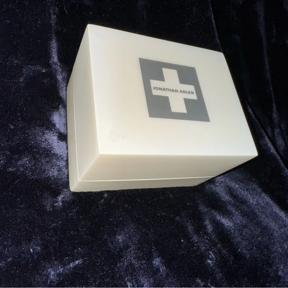 JONATHAN ADLER Vintage Lacquer Stash Box, Small, GORGEOUS